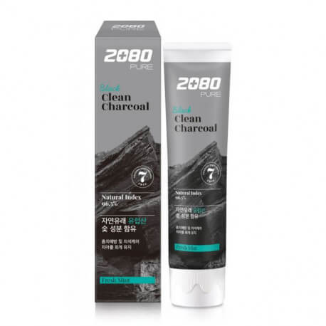 Отбеливающая зубная паста с древесным углём Dental Clinic 2080 Black Clean Charcoal Toothpaste